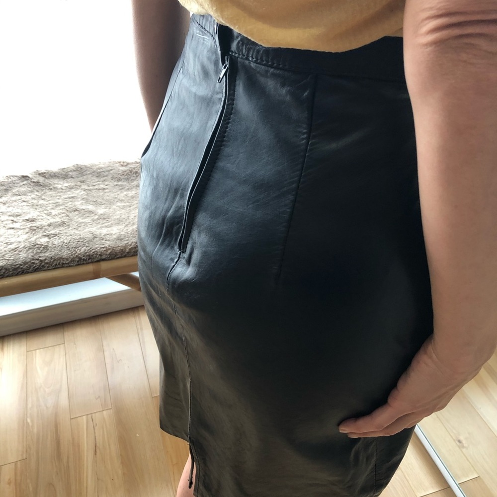 🖤HOST PICK🖤Designer leather skirt - Picture 2 of 3